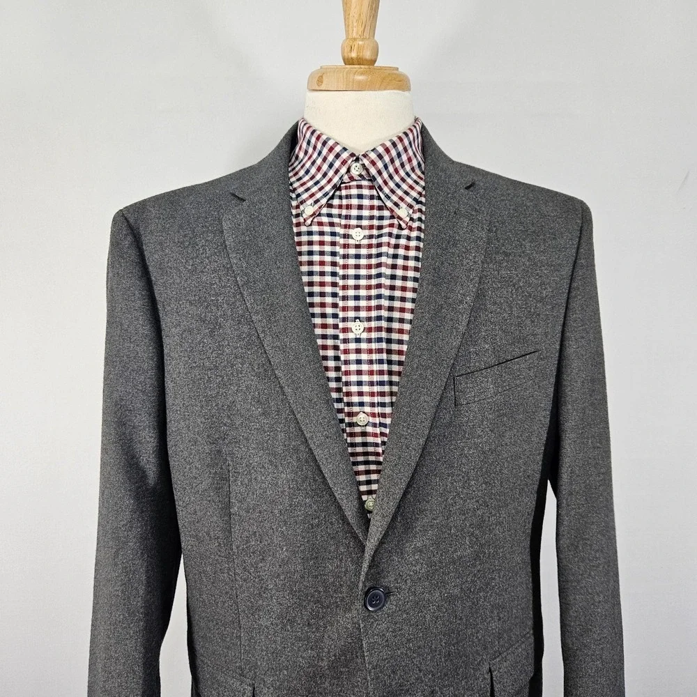 Michael Strahan Collection Men's‎ Sport Coat Blazer Two Button Gray Flannel 46R